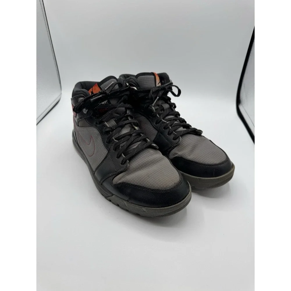 Nike Air Jordan Trek 1 Men Size 9 Retro High Grey Red 616344-004 2013 Black